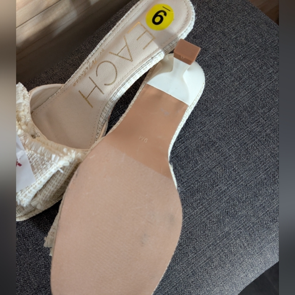 Beach Fabric Slides, Size 9, Kitten Heel..NWT - Picture 3 of 4